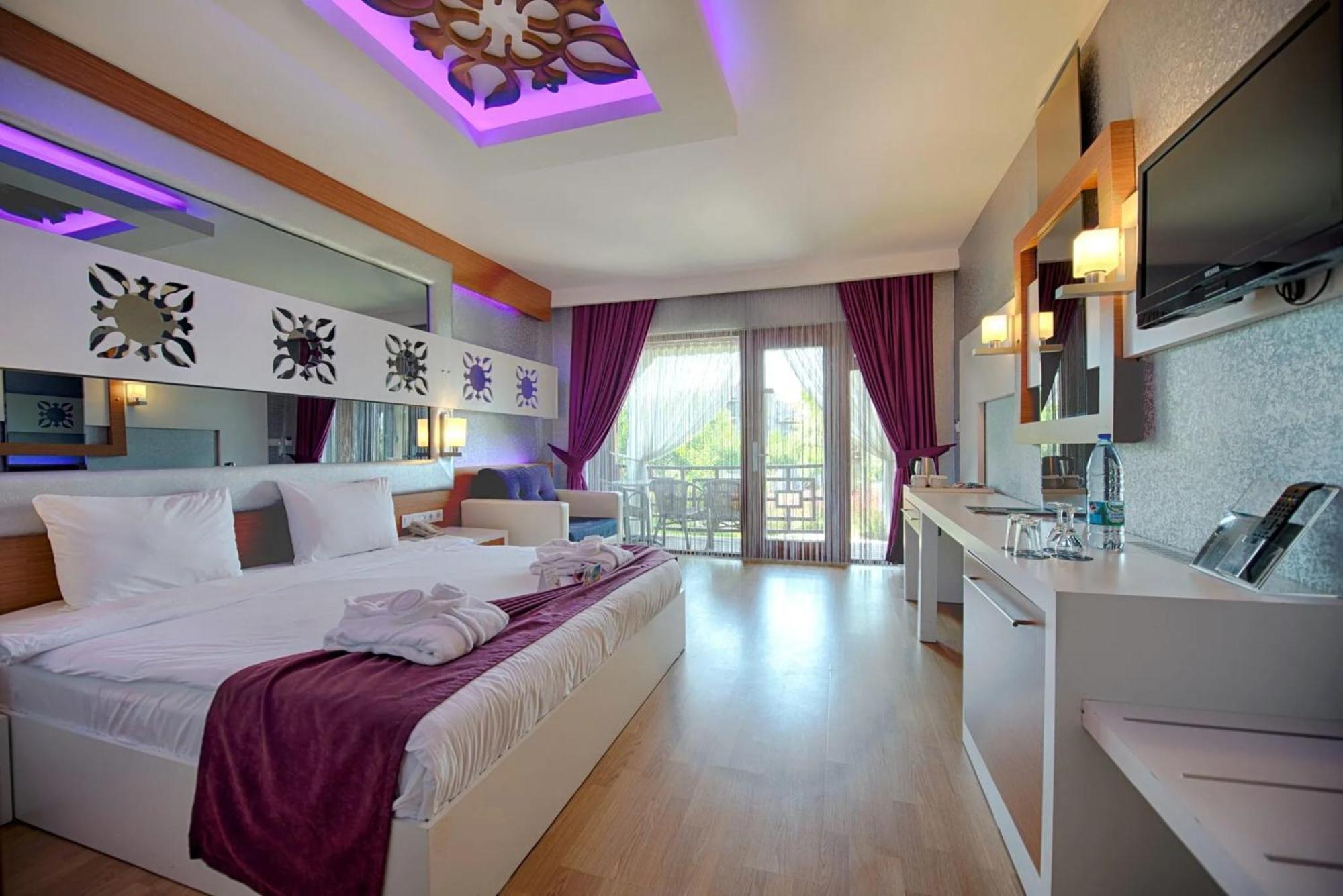 Flora Garden Beach Hotel - Adults Only 16 Plus - Couples Concept Kizilot Exterior photo